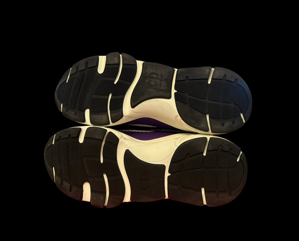 Preowned Laker B22s size 41 (fits 8-8.5)