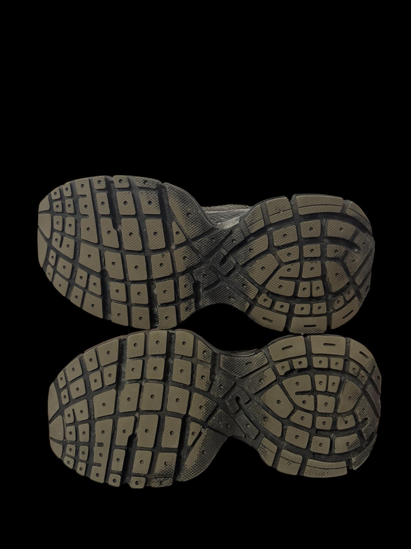 Preowned BB 3XLs size 45 (fits a 12)