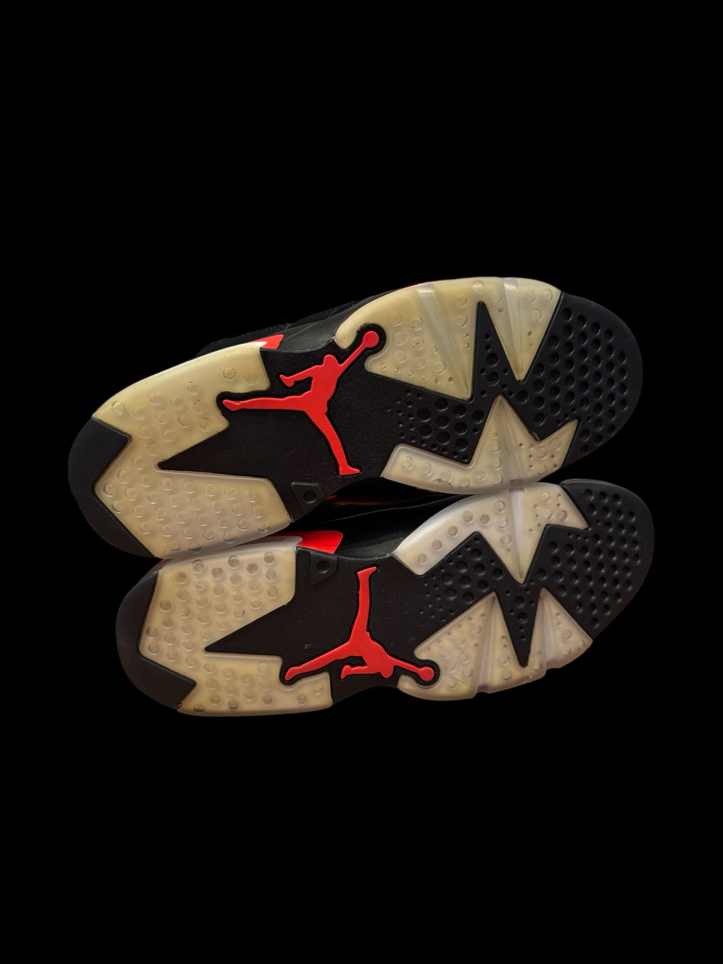 Preowned Infrared 6s size 10.5