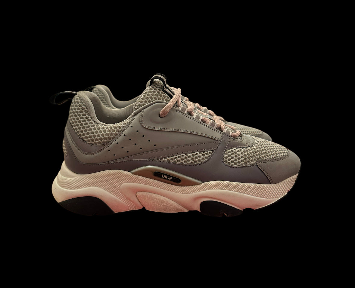 Preowned Grey B22s size 43 (fits a 10-10.5)