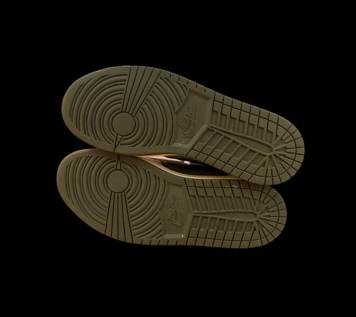 Preowned Medium Olive Travis Scott 1 Lows size 10.5