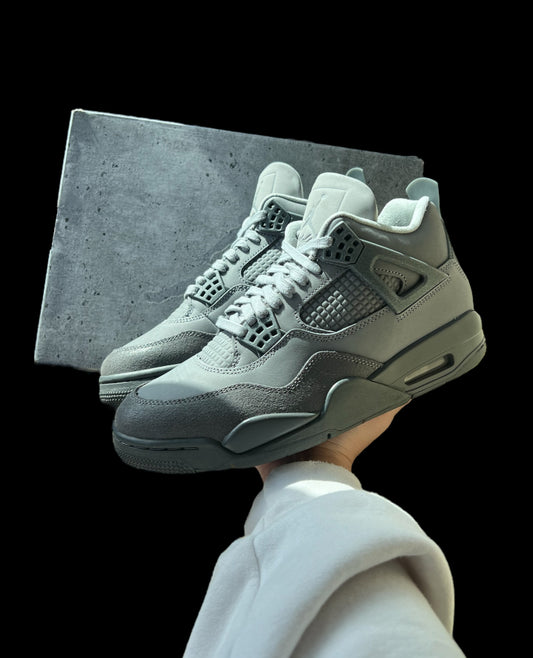 Preowned Wet Cement 4s size 7.5