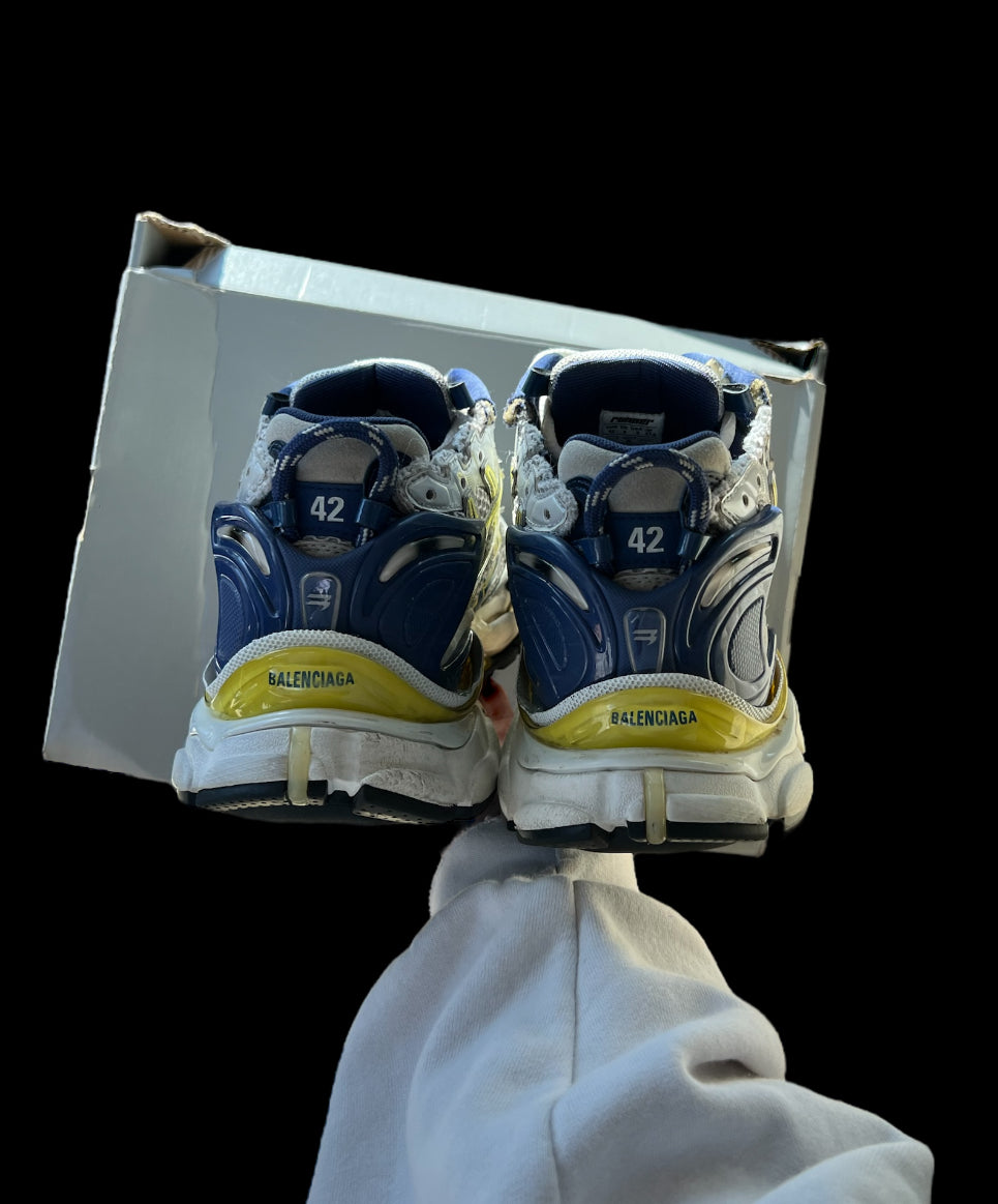 Preowned Blue/Yellow Balenciaga Runners size 42 (fits 9-9.5)