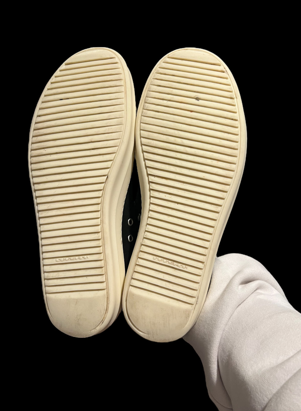 Preowned Rick Owens DRKSHDW Ramone Lows size 45 (fits 12-12.5)