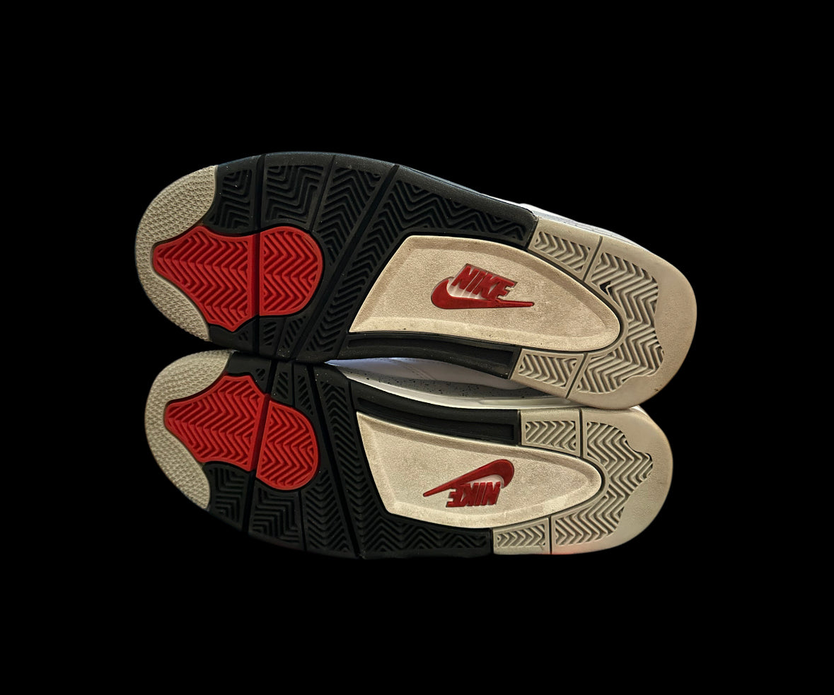 Preowned White Cement 4s size 8