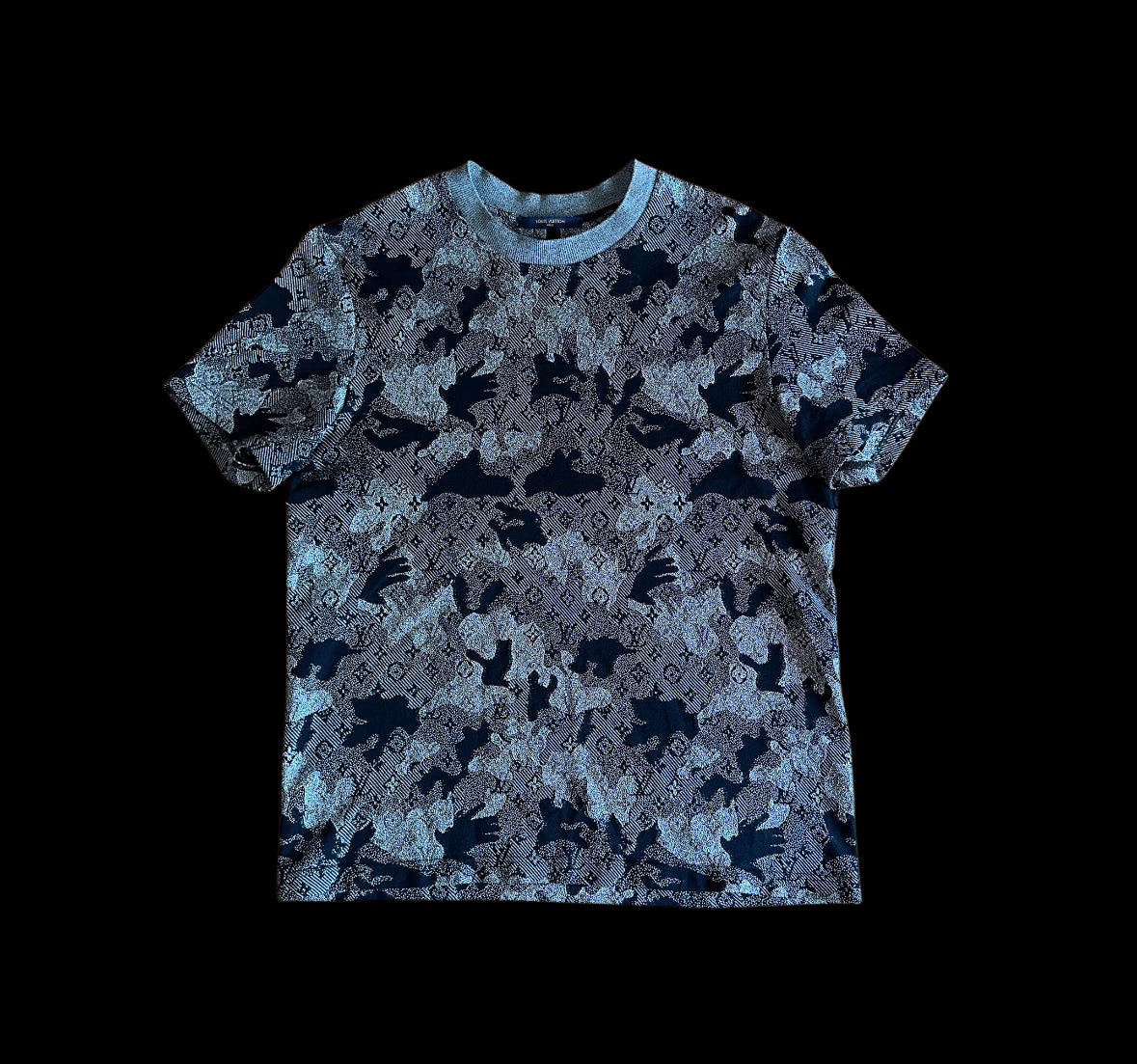 LV Grey Camo T-Shirt size M