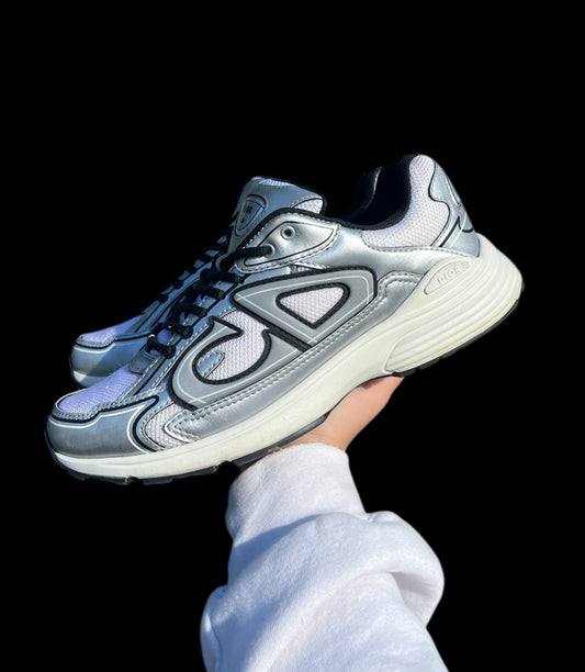 Preowned Silver Dior B30s size 41 (fits 8-8.5)