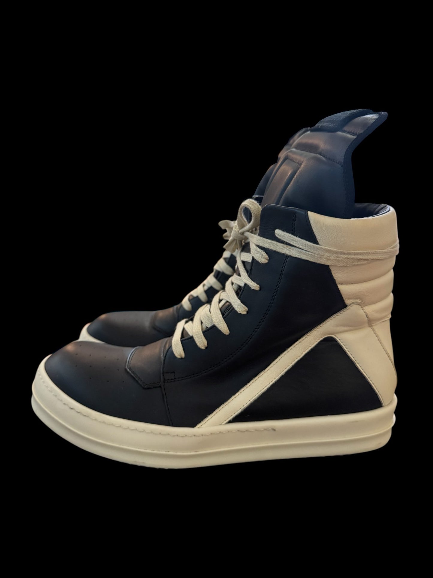 Preowned Black/Milk Rick Owen Geobaskets size 42 (fits 9-9.5)
