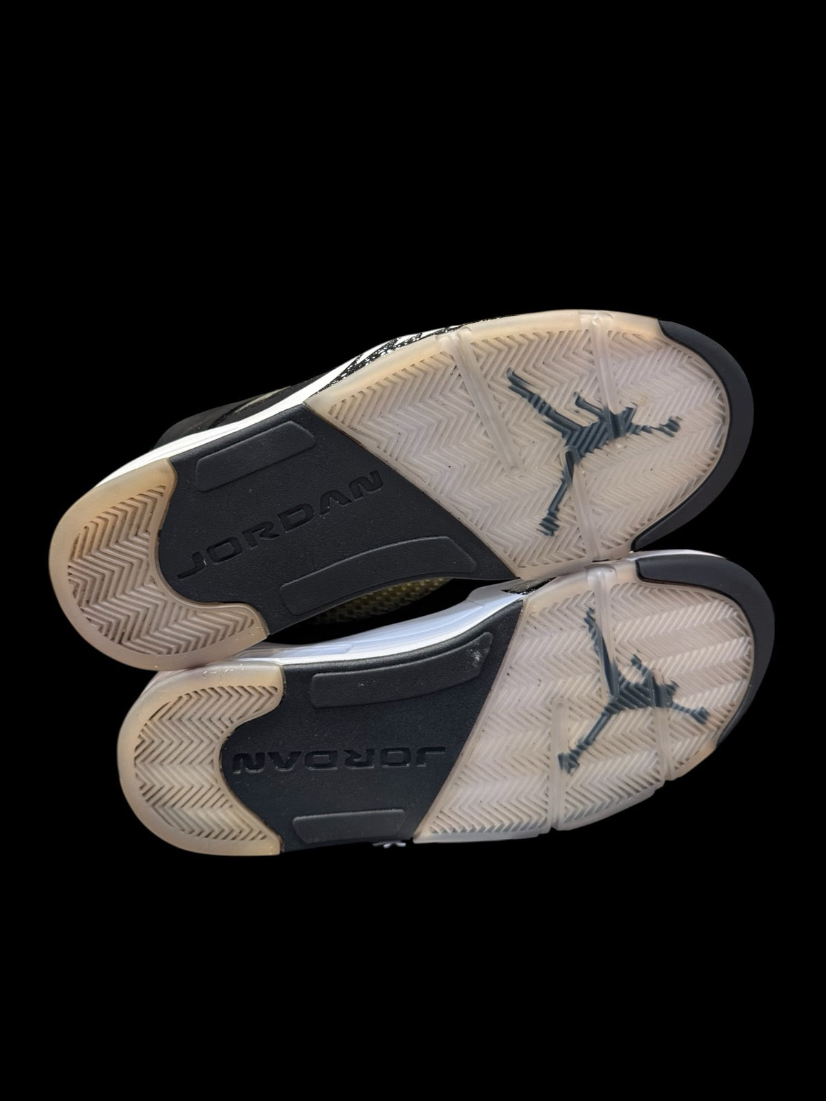 Preowned Oreo 5s size 10.5