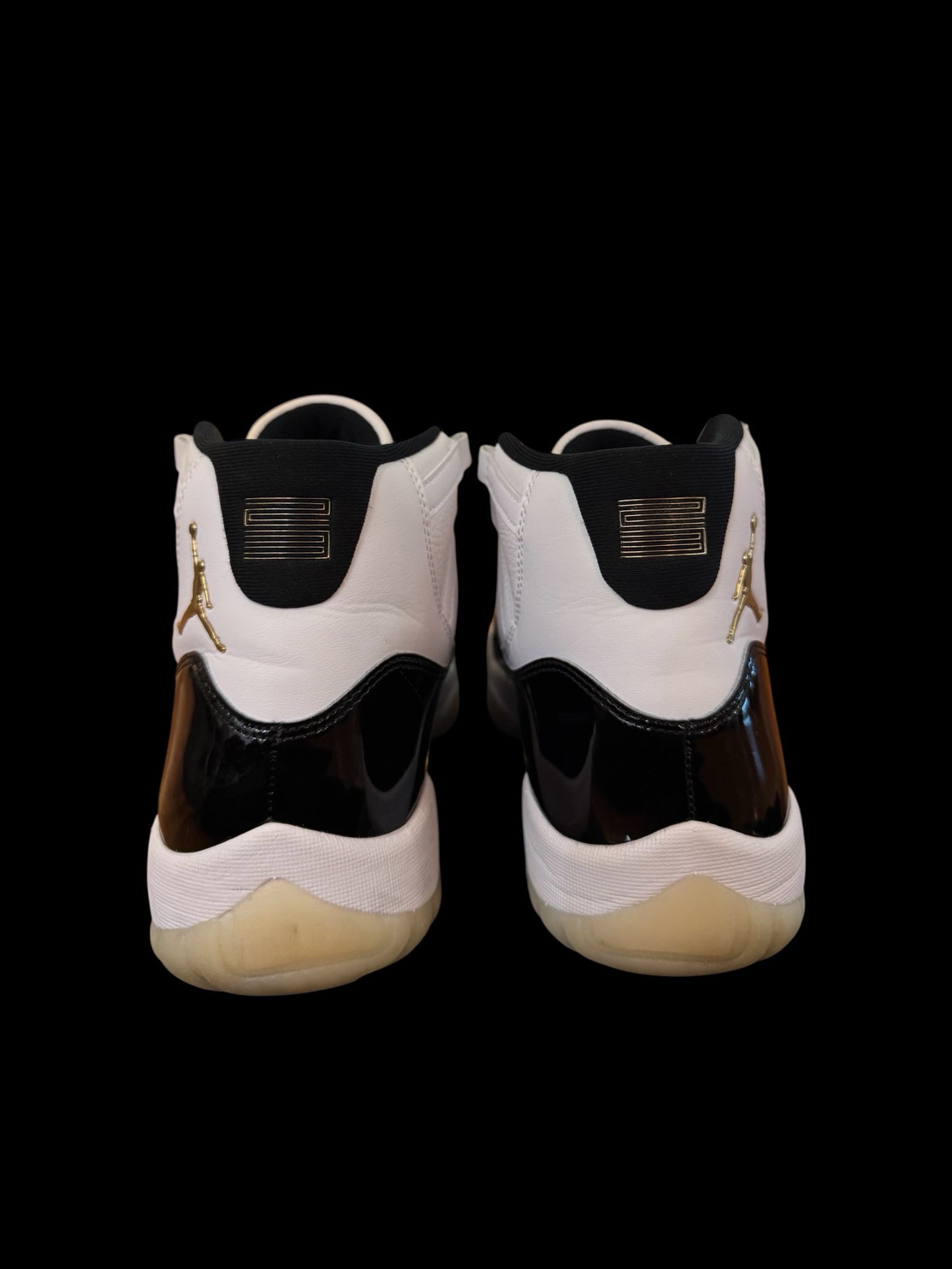 Preowned Gratitude 11s size 11