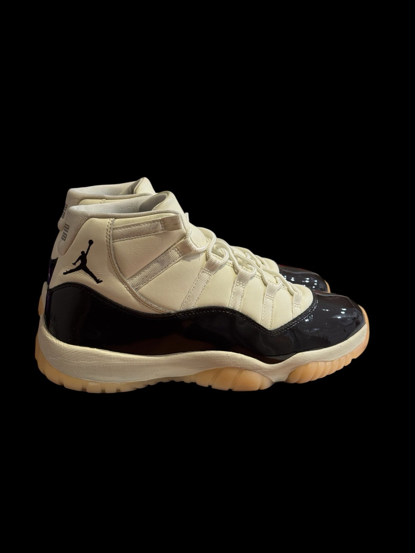 Preowned Neopolitan 11s size 12W/10.5M