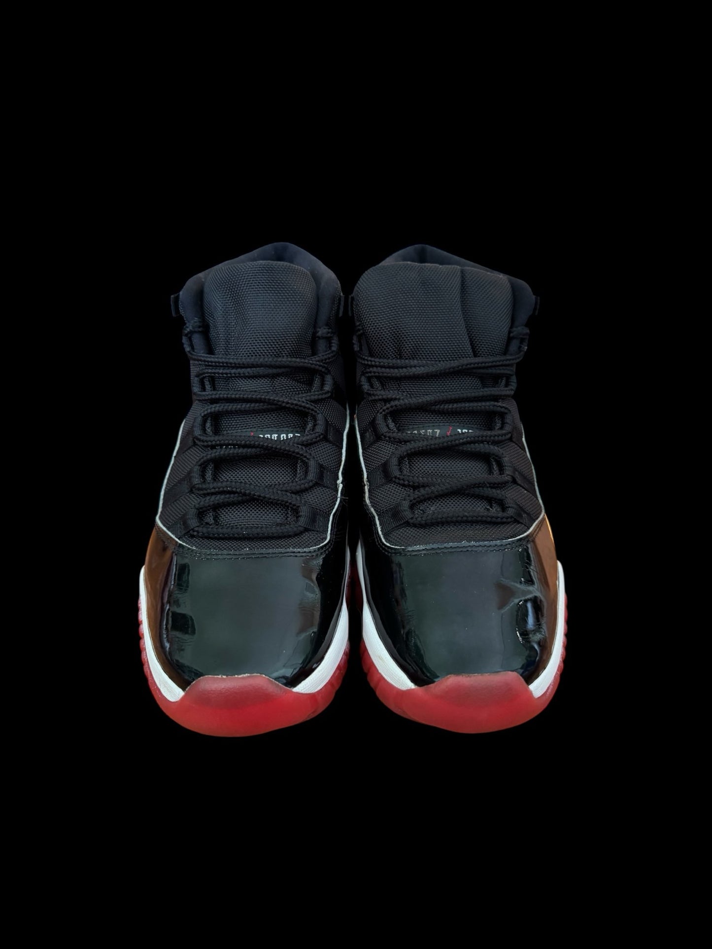 Preowned Bred 11s size 11