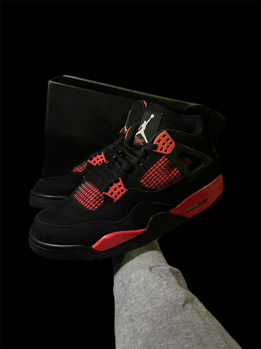 Preowned Red Thunder 4s size 11