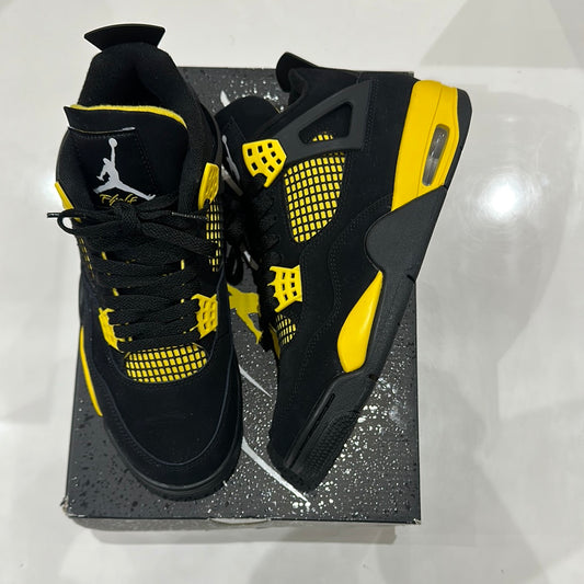 Preowned Thunder 4s Size 8