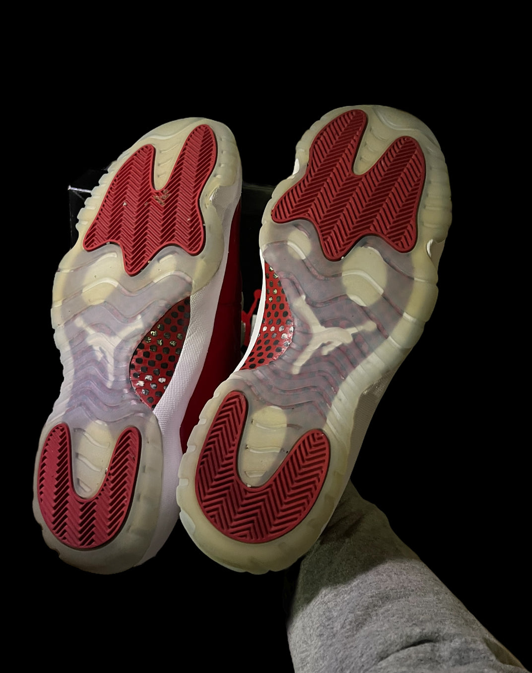 Preowned Cherry 11s size 12