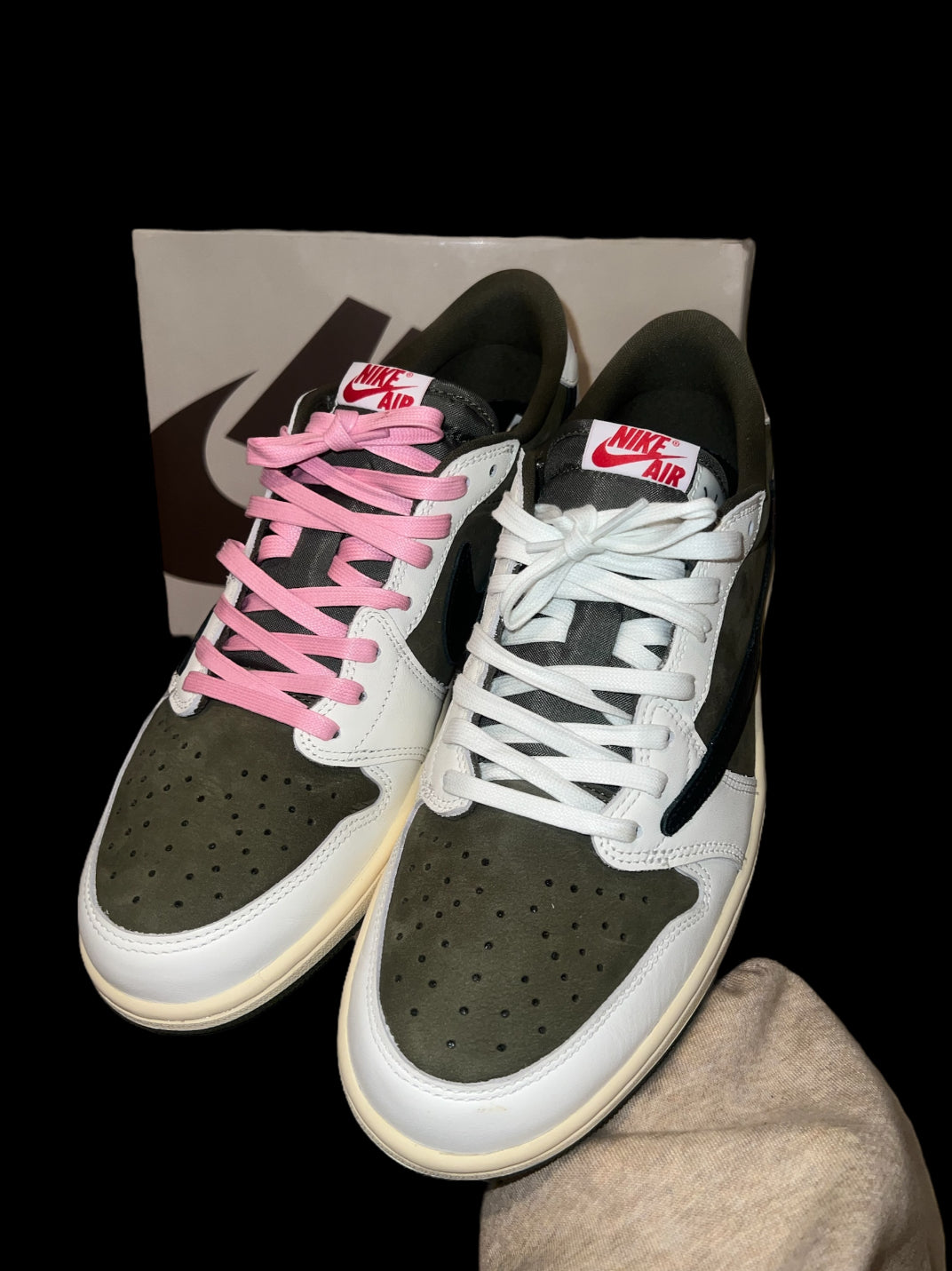 Preowned Olive Travis Scott 1 Lows size 11
