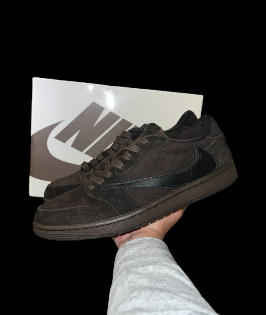 Preowned Velvet Brown Travis Scott 1 Lows size 8.5