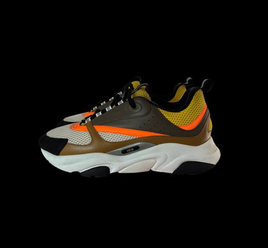 Preowned Orange/Brown Dior B22s size 47