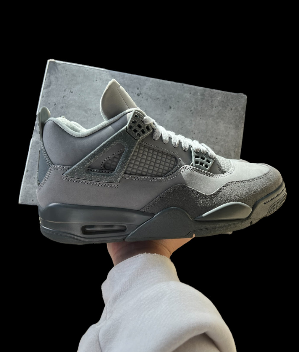 Preowned Wet Cement 4s size 7.5