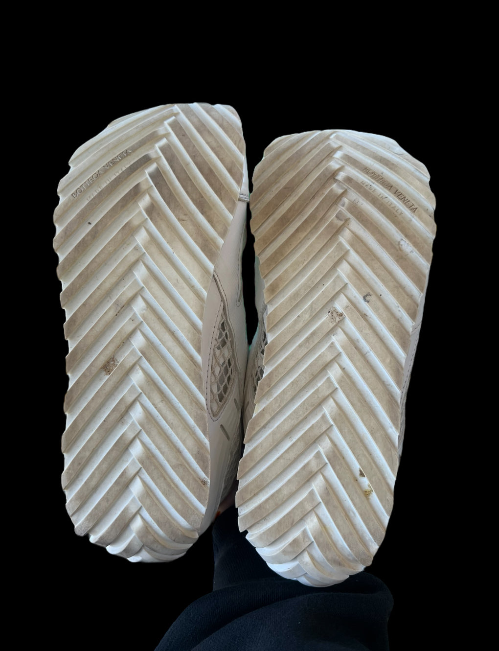 Preowned White Bottega Orbits size 41 (fits 8-8.5)