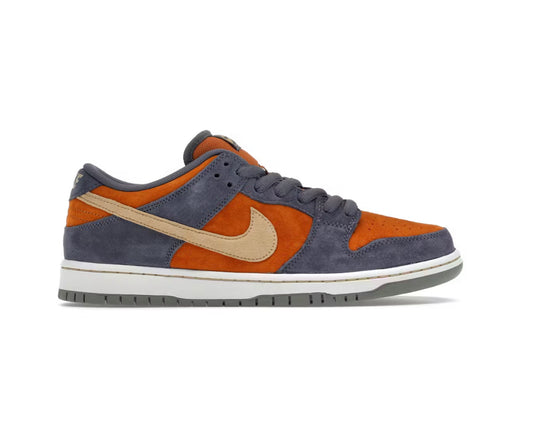 Nike SB Dunk Light Carbon Monarch Low