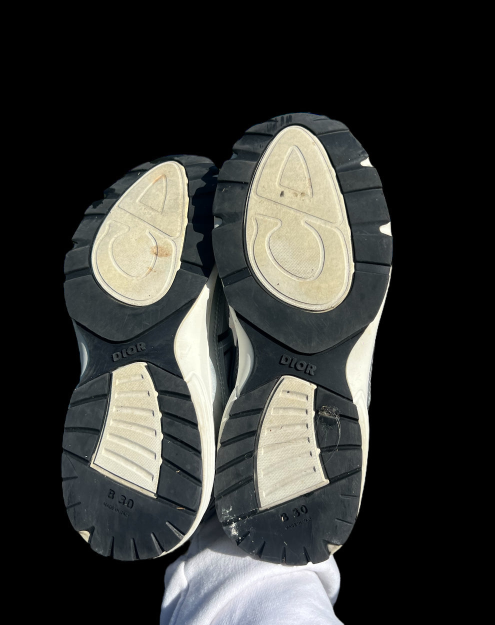 Preowned Silver Dior B30s size 41 (fits 8-8.5)