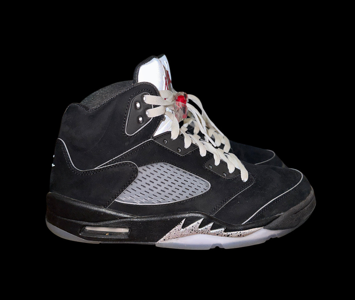 Preowned Metallic 5s size 10