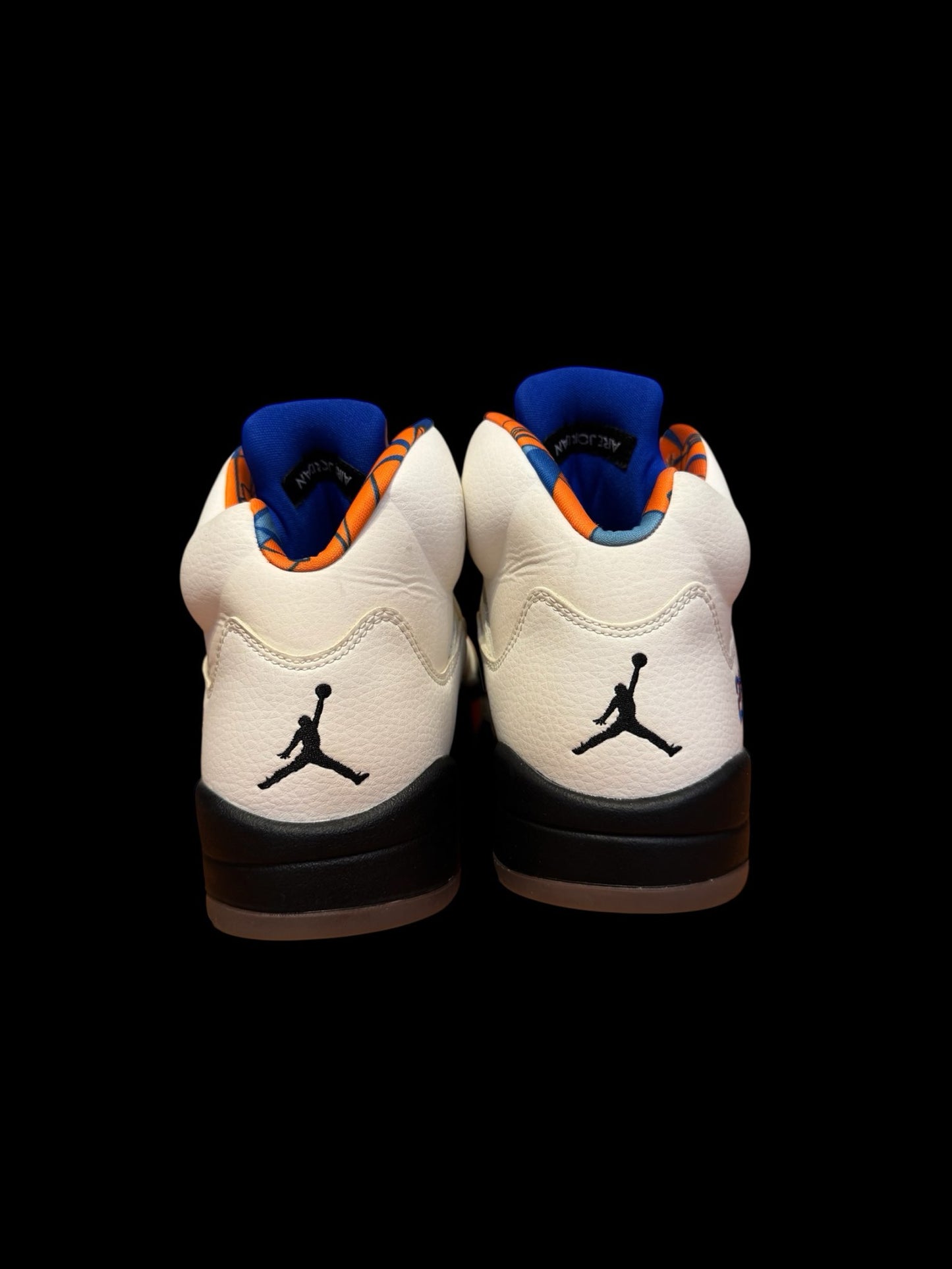 Preowned Knick 5s size 10.5