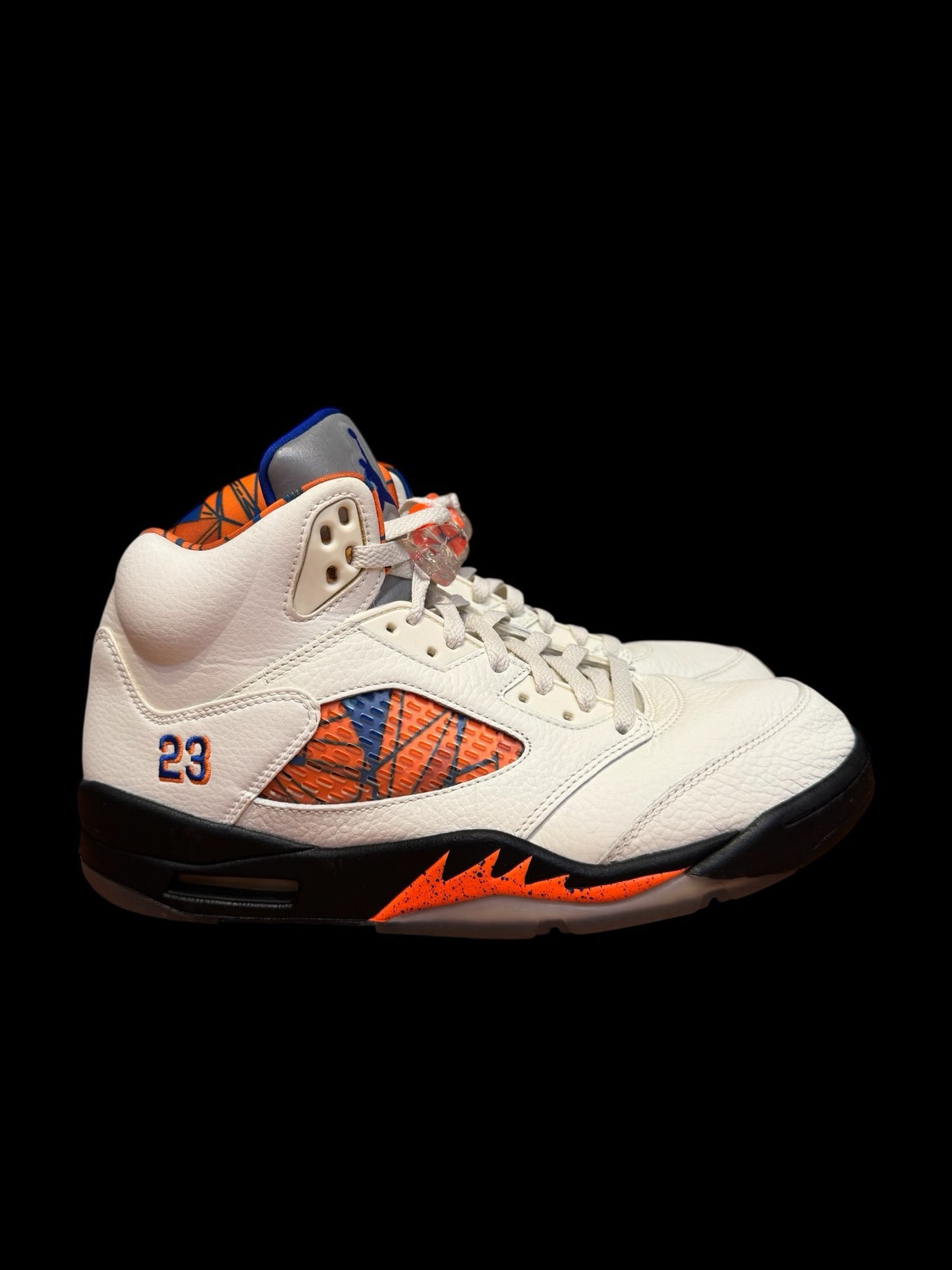 Preowned Knick 5s size 10.5