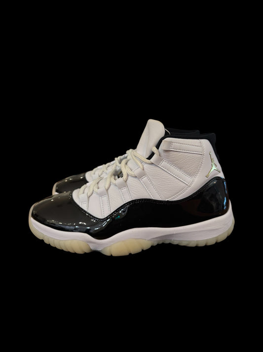 Preowned Gratitude 11s size 11