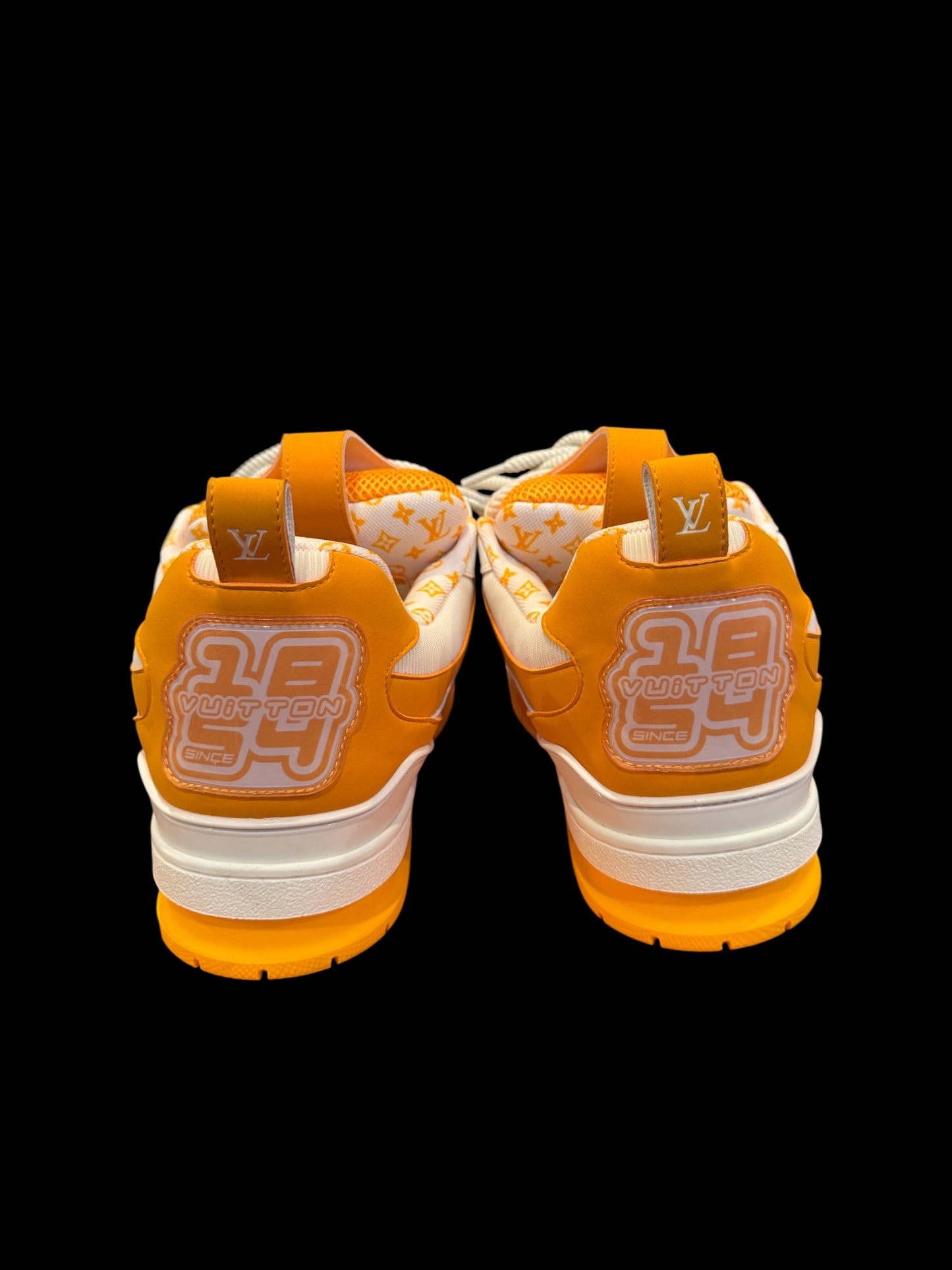 Preowned Tried On Citrus LV Sk8s size 9 (fits 10.5-11)