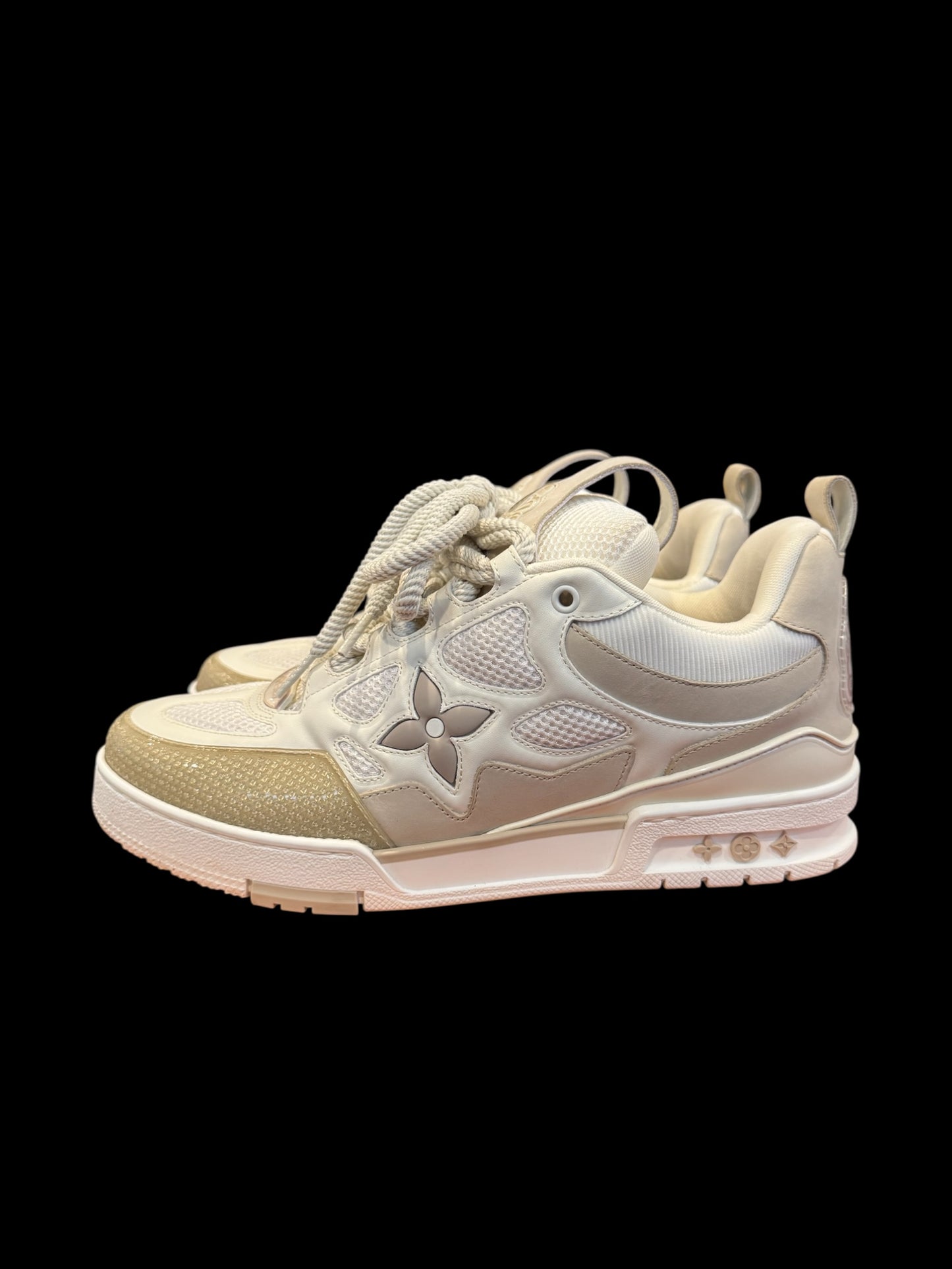 Preowned Beige LV Sk8s size 9 (fits 10.5-11)