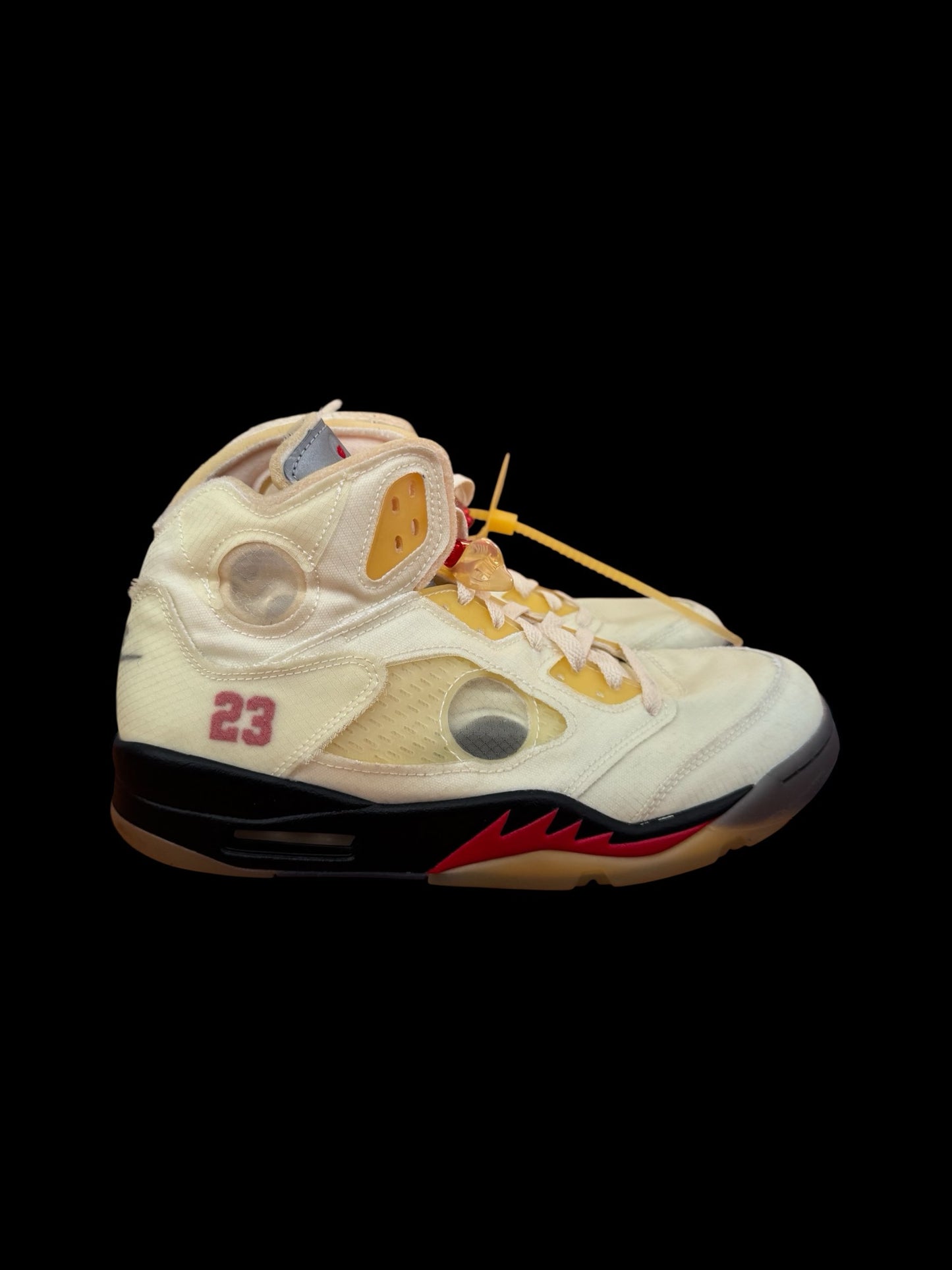 Preowned Off-White 5 Sails size 10.5