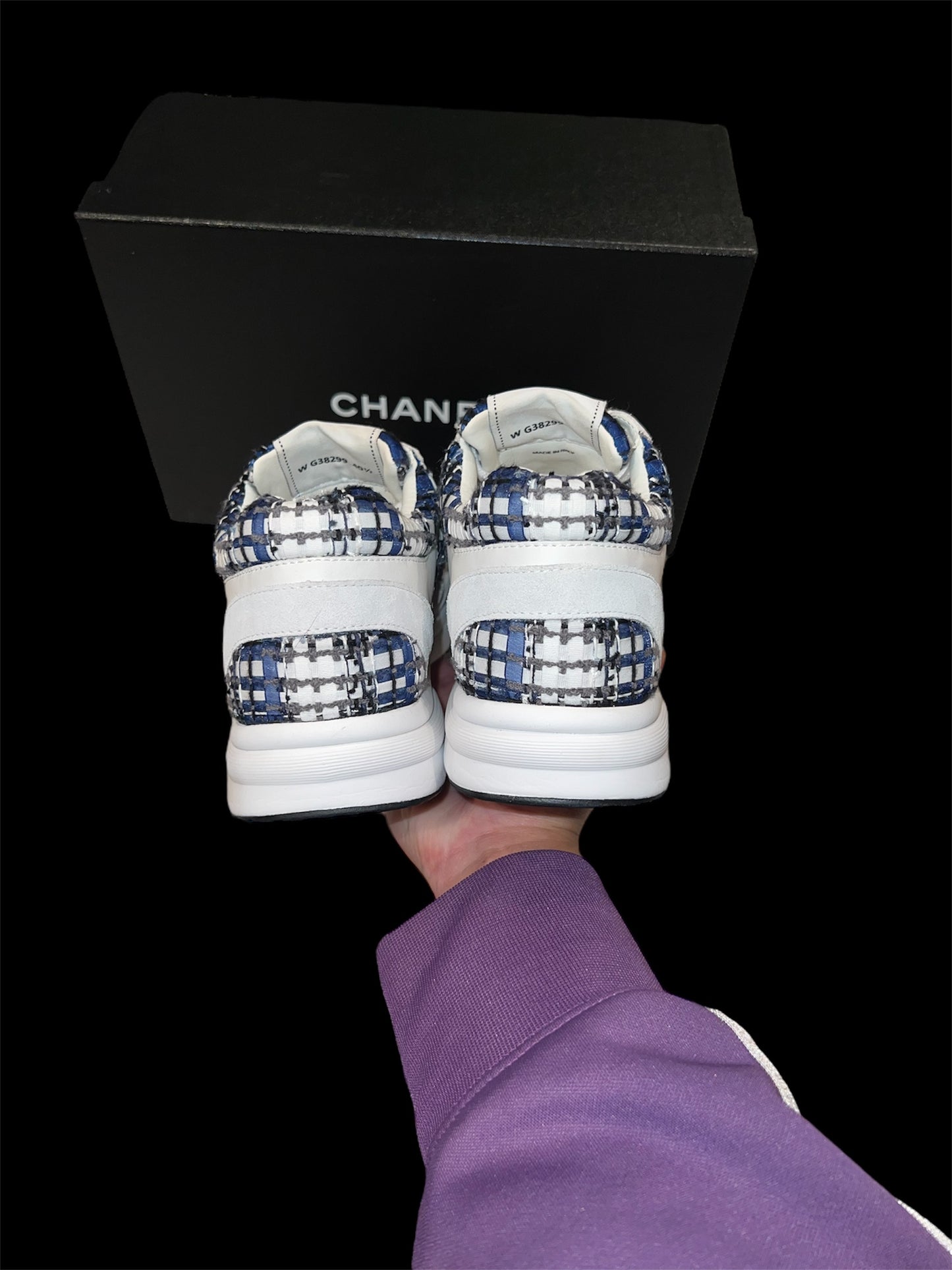 Preowned Chanel Trainers size 40.5 (fits 7-8)