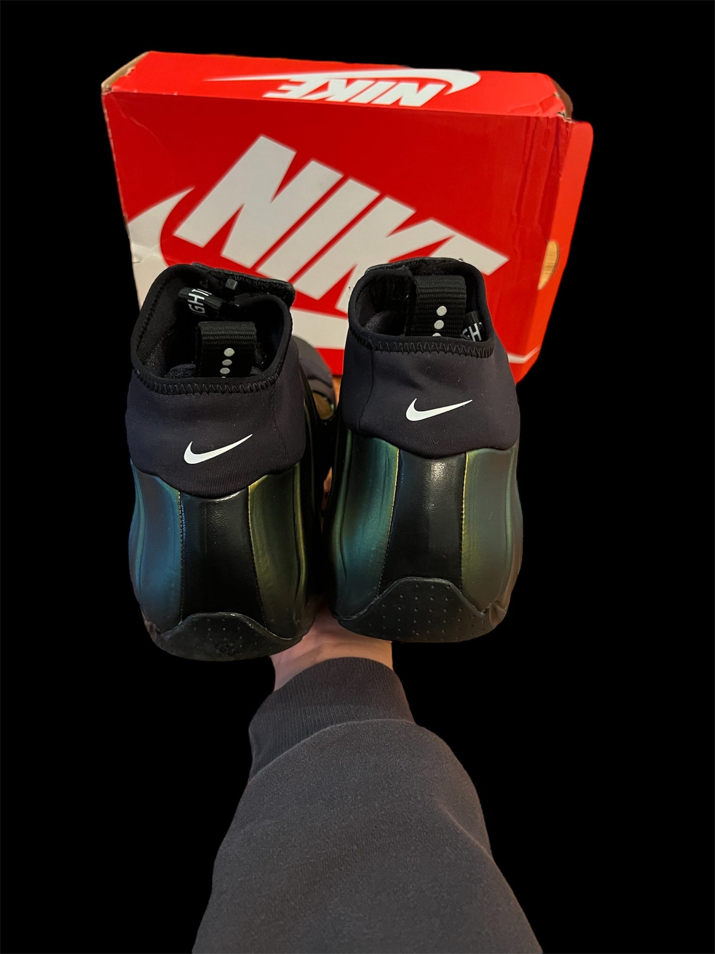 Preowned Gold Metallic Flightposites size 10.5