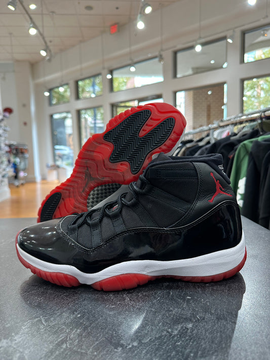 Preowned Bred 11s (2018)