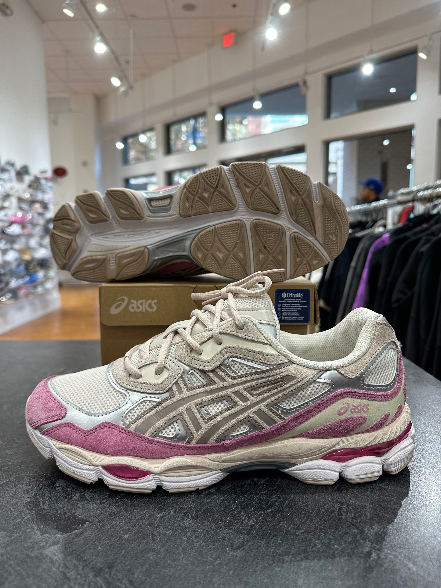 Preowned Asics Cream Mineral Beige Pink Gel-NYCs size 11