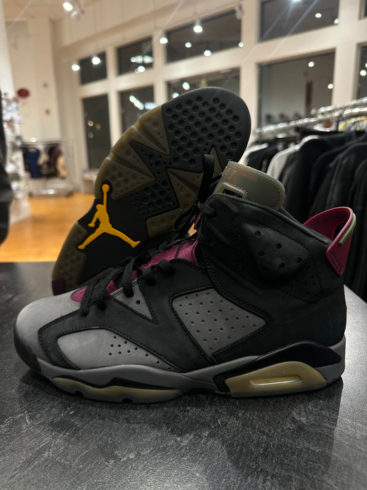 Preowned Bordeoux 6s size 11