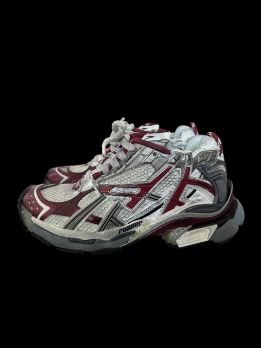 Preowned Burgundy Balenciaga Runners size 37 (fits 6-6.5)