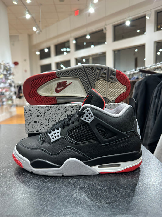 Preowned Bred 4s size 7.5